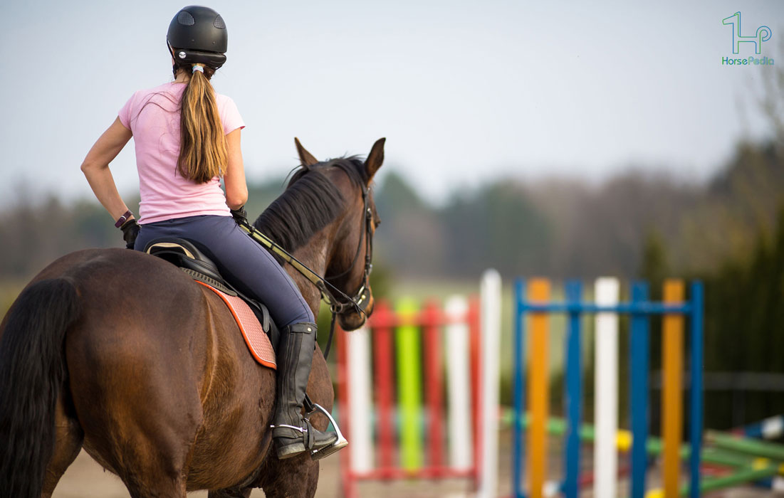 سوارکاری ایمن با کلاه